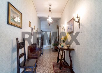 Hall / corridoio - Apartment VIA BORGO COLONNE
 
30, Parma - photo 14
