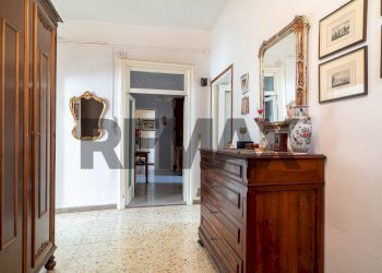 Hall / corridoio - Apartment VIA BORGO COLONNE
 
30, Parma - photo 25