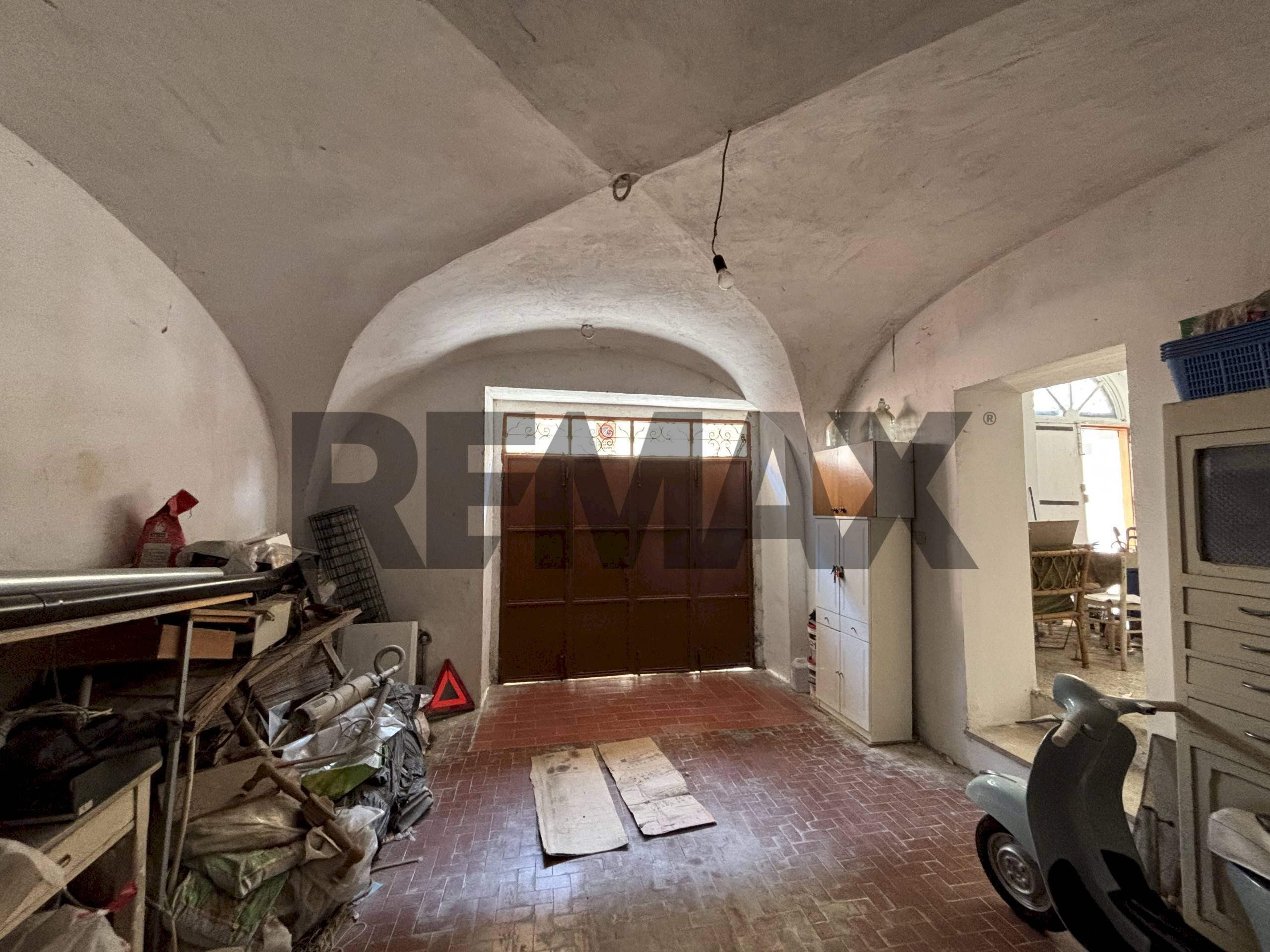 Hall / corridoio - Casa indipendente Corso Vittorio Emanuele Terzo
53, Pietradefusi - foto 3