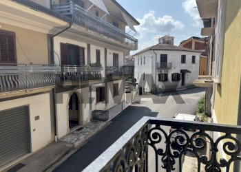 Edificio all\'aperto - Casa indipendente Corso Vittorio Emanuele Terzo
 
53, Pietradefusi - foto 15