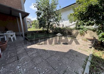 Terrazza - Casa indipendente Corso Vittorio Emanuele Terzo
 
53, Pietradefusi - foto 18