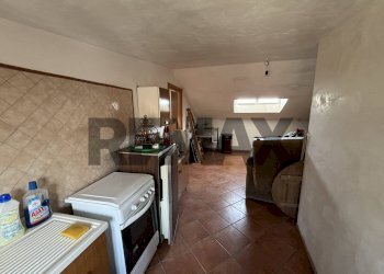 Cucina - Casa indipendente Corso Vittorio Emanuele Terzo
 
53, Pietradefusi - foto 24