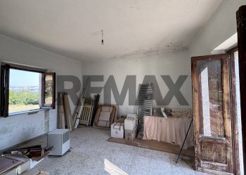 Stanza vuota - Casa indipendente Contrada Cupazzo - Fiego
 
50, Apice - foto 12