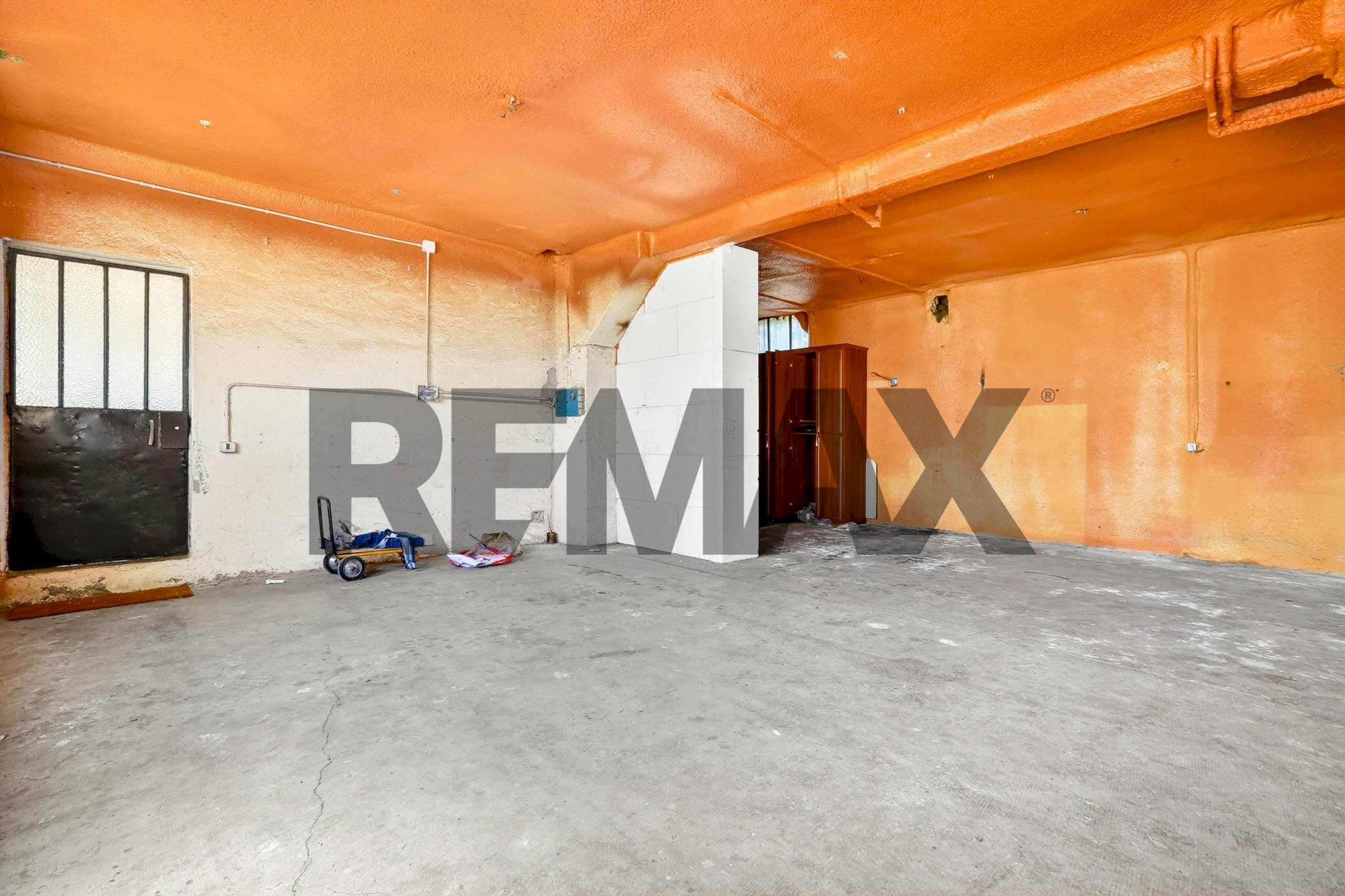Stanza vuota - Warehouse via Varesina
43, Jerago con Orago - photo 2