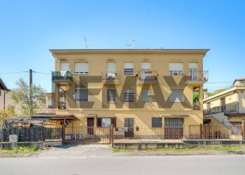 Edificio all\'aperto - Warehouse via Varesina
43, Jerago con Orago - photo 4