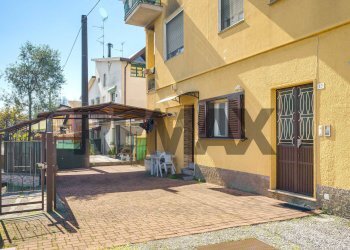 Terrazza - Warehouse via Varesina
43, Jerago con Orago - photo 5