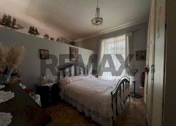 Camera / camera da letto - Bilocale via Giuseppe Zanardelli
 
6, Arzano - foto 7