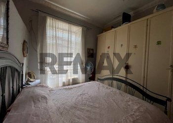 Camera / camera da letto - Bilocale via Giuseppe Zanardelli
 
6, Arzano - foto 8