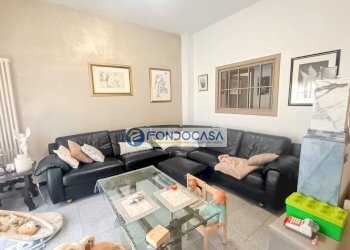 Soggiorno - Trilocale Via acquafiora, Carrara - foto 7