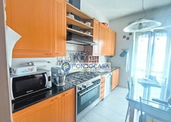 Cucina - Trilocale Via acquafiora, Carrara - foto 9