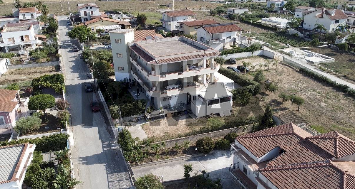 Edificio all\'aperto - Stable - Palace Via Stromboli
 
21, Alcamo - photo 1