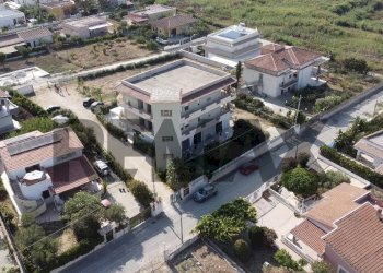 Edificio all\'aperto - Stabile - Palazzo Via Stromboli
21, Alcamo - foto 3