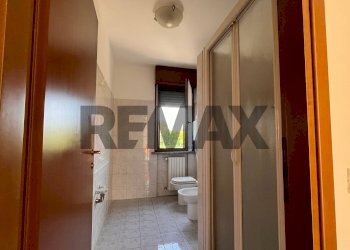 Bagno - Trilocale Via Del Chionso
42, Reggio nell'Emilia - foto 17