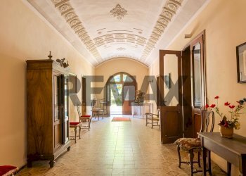 Hall / corridoio - Villa Via Dante Alighieri
 
9, Castelnovo di Sotto - photo 14