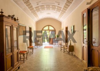 Ricezione / Lobby - Villa Via Dante Alighieri
 
9, Castelnovo di Sotto - photo 24