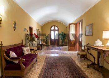 Hall / corridoio - Villa Via Dante Alighieri
 
9, Castelnovo di Sotto - photo 27