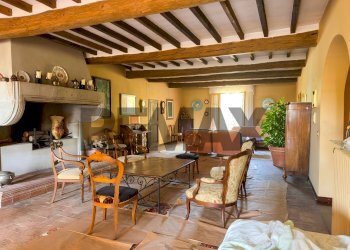 Soggiorno - Villa Via Dante Alighieri
 
9, Castelnovo di Sotto - photo 34