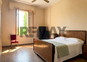Camera / camera da letto - Villa Via Dante Alighieri
 
9, Castelnovo di Sotto - photo 39