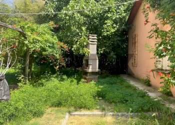 Giardino - Villa Via Dante Alighieri
 
9, Castelnovo di Sotto - photo 62