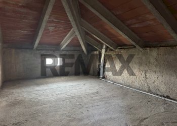 Stanza vuota - Villa Via Dante Alighieri
 
9, Castelnovo di Sotto - photo 75