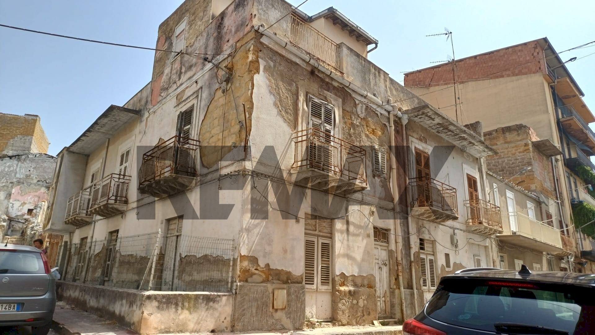 Edificio all\'aperto - Casa indipendente Via Carlo Pisacane
 
17, Favara - foto 1