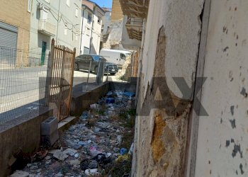Edificio all\'aperto - Casa indipendente Via Carlo Pisacane
 
17, Favara - foto 26