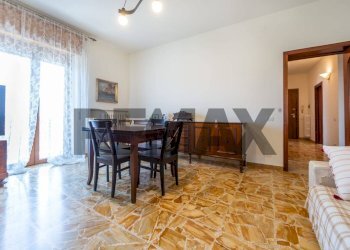 Sala da pranzo - Four-room apartment Via dei Carecini
5, Chieti - photo 4