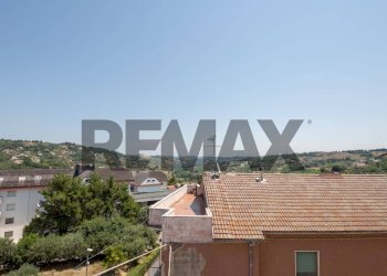 Edificio all\'aperto - Four-room apartment Via dei Carecini
5, Chieti - photo 24