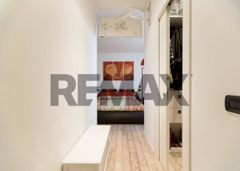 Hall / corridoio - Trilocale Viale Certosa
97, Milano - foto 20