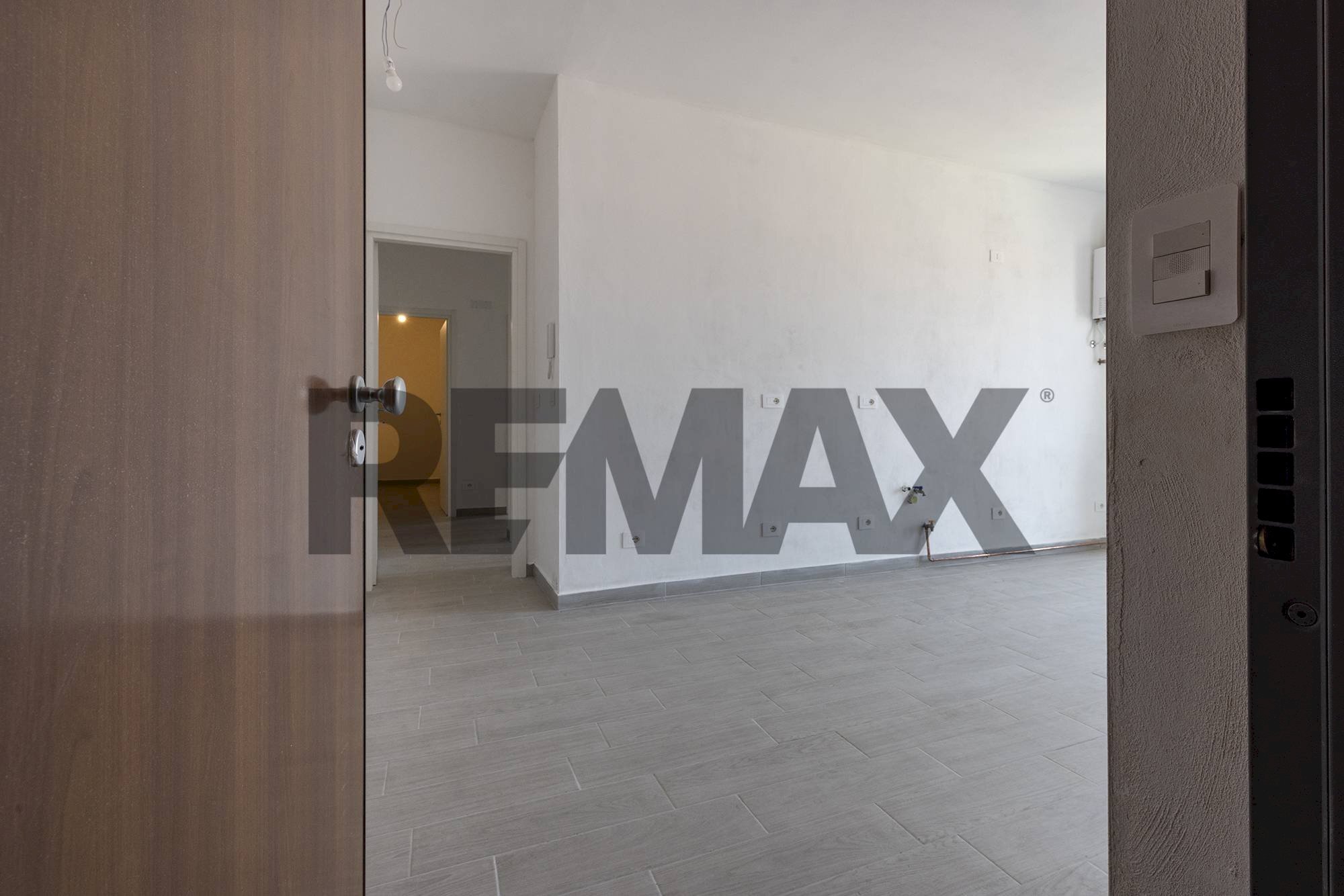 Stanza vuota - Three-room apartment Via Oberdan
158, Ferno - photo 2
