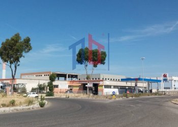 Foto 3 - Capannone Via Alfio Flores, Civitavecchia - foto 3