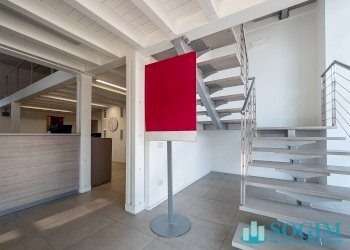 scala interna uffici - Shed via fugazza
12, Inverigo - photo 23