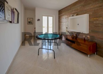 Sala da pranzo - Three-room apartment corso Vittorio Emanuele
 
123/B, Bitonto - photo 6