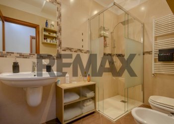 Bagno - Three-room apartment corso Vittorio Emanuele
 
123/B, Bitonto - photo 11