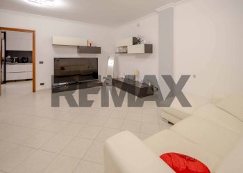 Soggiorno - Casa semi indipendente Vico Zanella
4/6, Triggiano - foto 2