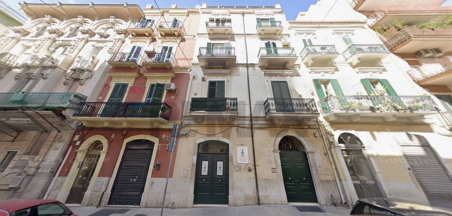 Edificio all\'aperto - Two-room apartment Via Sagarriga Visconti
183, Bari - photo 3