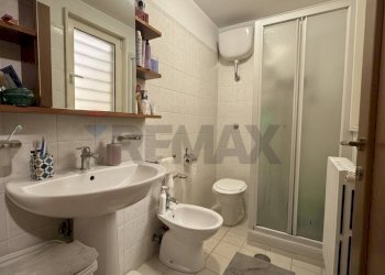 Bagno - Bilocale Via Sagarriga Visconti
 
183, Bari - foto 8