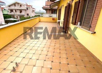 Terrazza - Villa VIA VESPUCCI
 
6, Montesilvano - photo 45