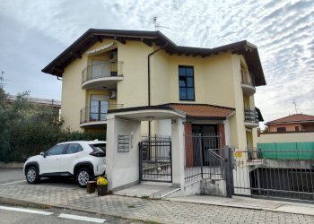 Foto 1 - Bilocale Via Falcone e Borsellino
 
24, Cardano al Campo - foto 1