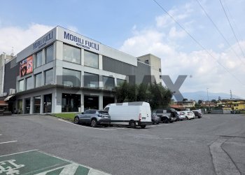 Edificio all\'aperto - Ufficio via del fabbricone
16, Gorlago - foto 15