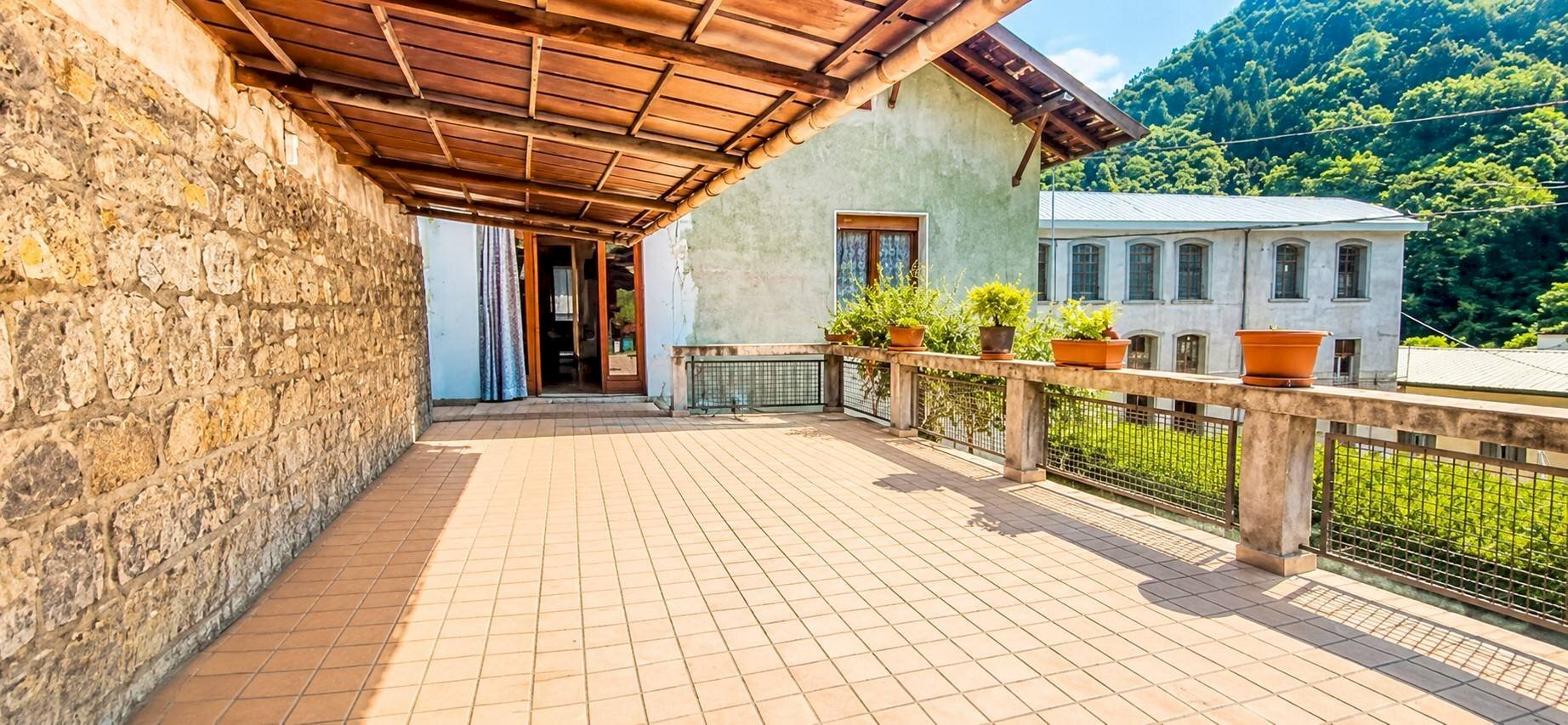 Foto 2 - Casa indipendente Via Opifici
24, Gandino - foto 2
