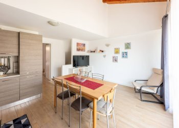 INTERNA - Casa indipendente Vicolo Piuggia
 
5, Stezzano - foto 14