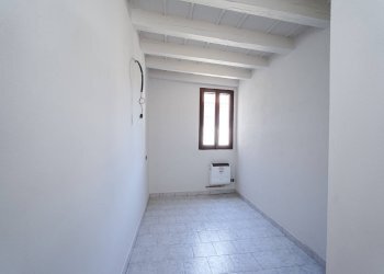 Foto 18 - Three-room apartment via vicinato
 
14, Caravaggio - photo 18