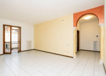 Foto 2 - Trilocale Via Gramsci
 
22, Capriate San Gervasio - foto 2