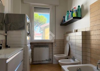 Four-room apartment Viale Santorre di Santarosa, Riccione - photo 21