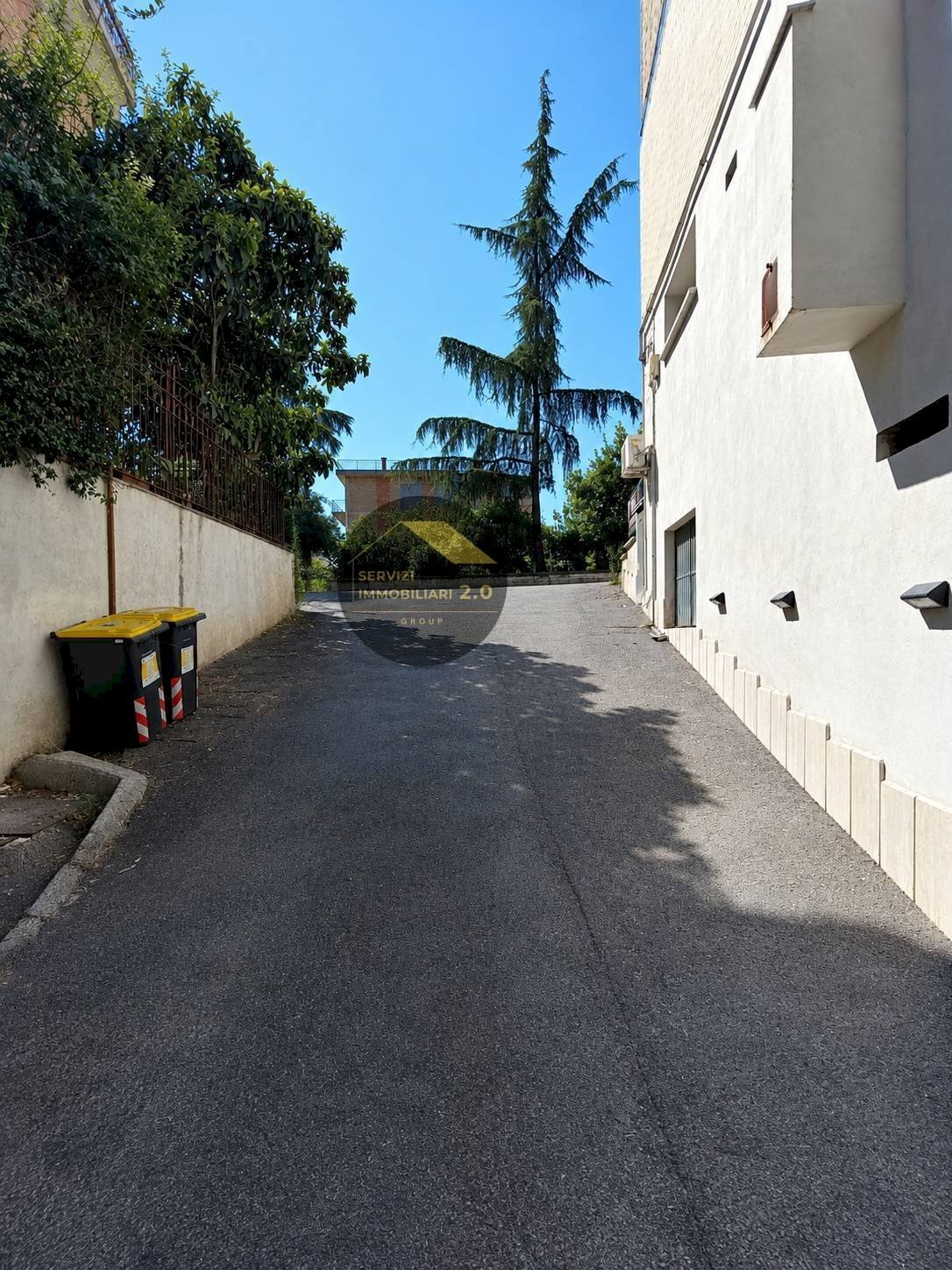 Foto 2 - Magazzino via dei giardinetti
 
183, Roma - foto 1