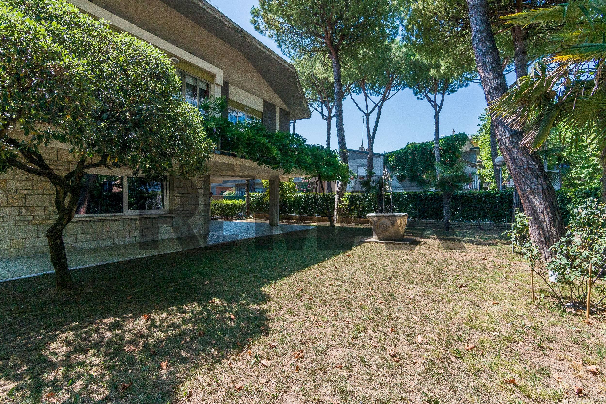 Giardino - Villa via Comandini
 
7, Cattolica - photo 1