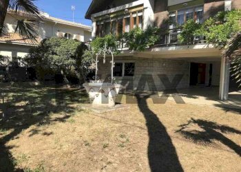Giardino - Villa via Comandini
 
7, Cattolica - foto 6