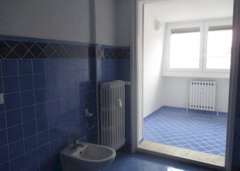 Bagno - Three-room apartment via Guglielmo Oberdan, Brescia - photo 44
