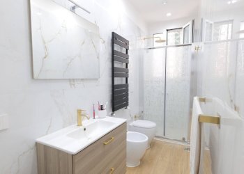 BAGNO 2 - Trilocale Via Vittorio Veneto
 
277, Napoli - foto 36